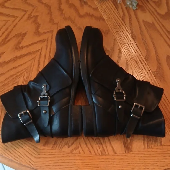 Jellypop Black Ankle Boots with Buckle Detail - Picture 3 of 9
